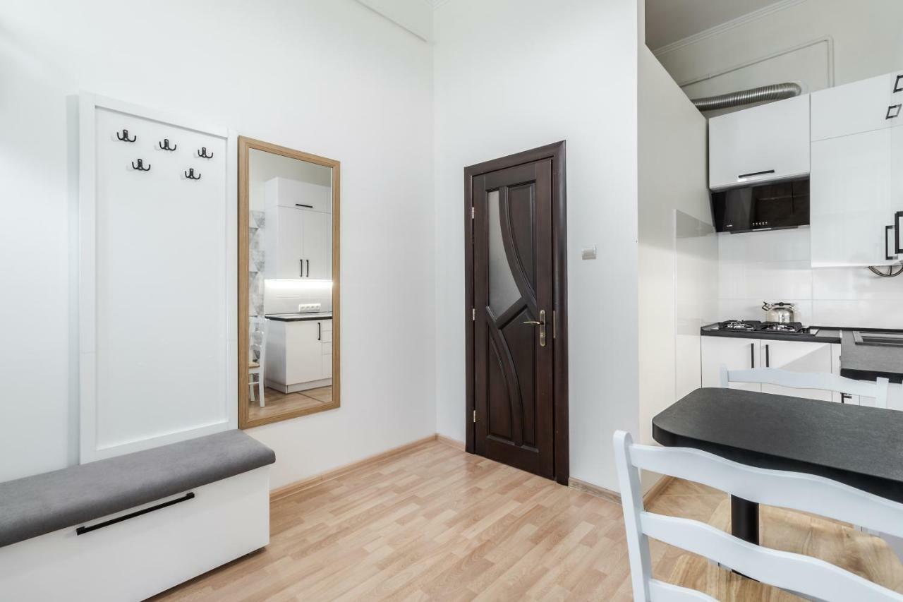 Apartment Inshiapartments On Bohomolʹtsya Str *